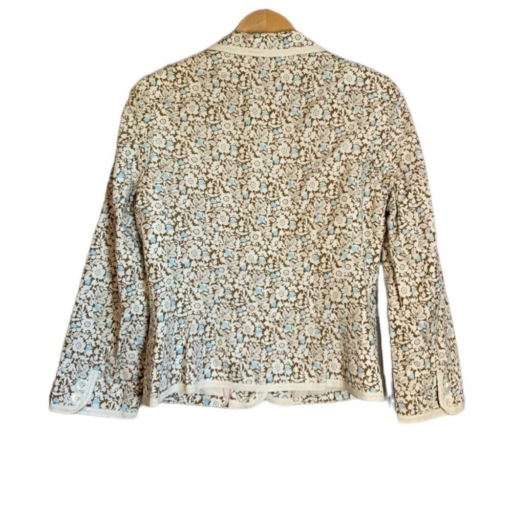‎Express double button floral blazer. Size 10 - Picture 9 of 10